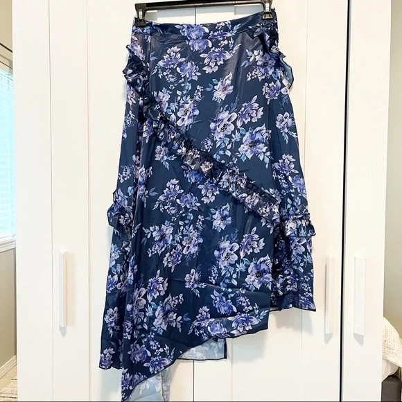 MAJORELLE Tallulah Skirt in Rainwater Blue - Picture 2 of 7